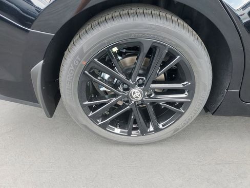 New 2026 Toyota Camry SE image 9