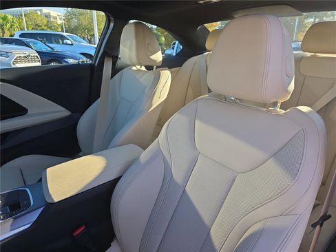 Used 2025 BMW M240i Coupe image 12