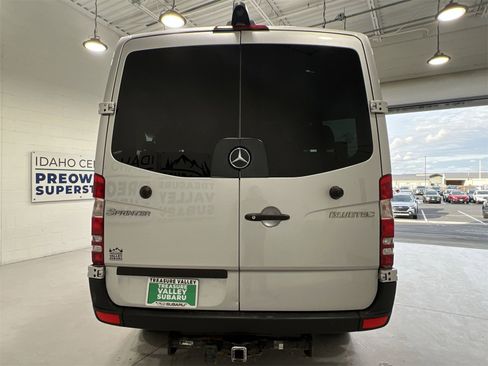 Used 2013 Mercedes-Benz Sprinter 2500 image 7