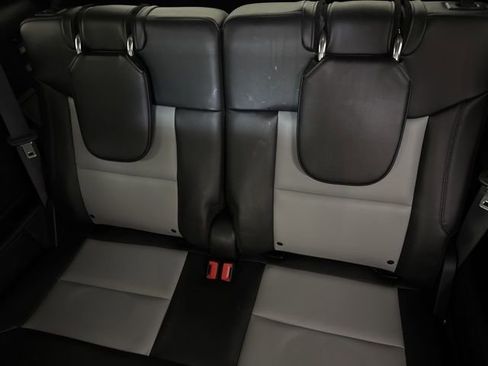 Used 2023 Ford Explorer XLT w/ Equipment Group 202A AWD/4WD image 30