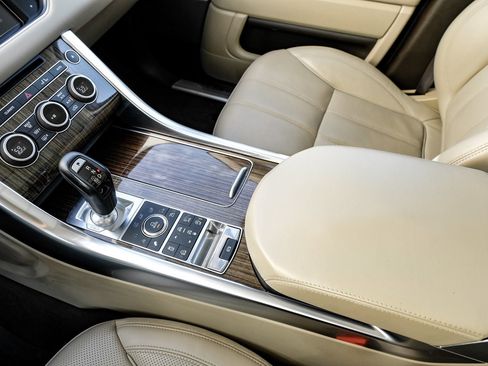 Used 2016 Land Rover Range Rover Sport Supercharged image 24