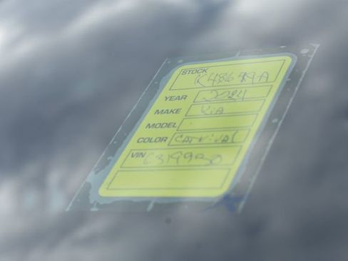 Certified 2024 Kia Carnival LX image 34