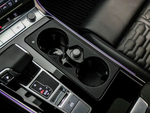 Used 2023 Audi RS 6 w/ Black Optic Package image 71