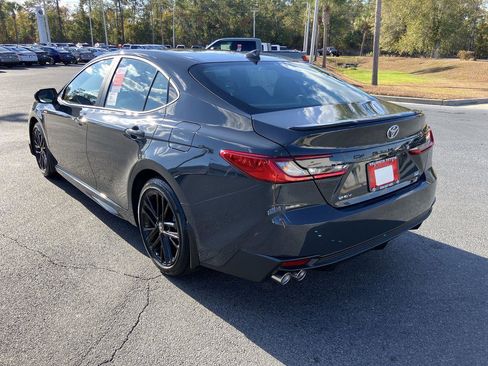 New 2026 Toyota Camry SE image 3