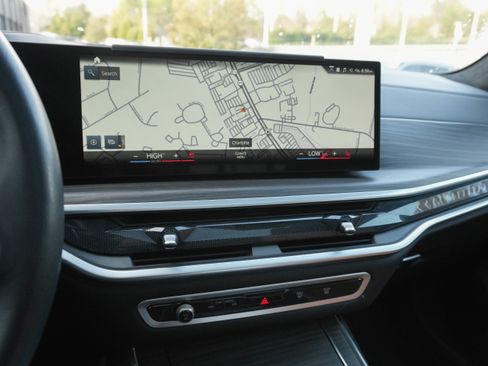 Certified 2023 BMW X7 xDrive40i w/ Premium Package image 19