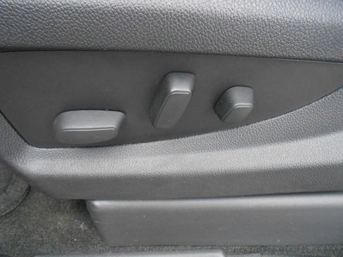 Used 2016 Chevrolet Tahoe LS image 21