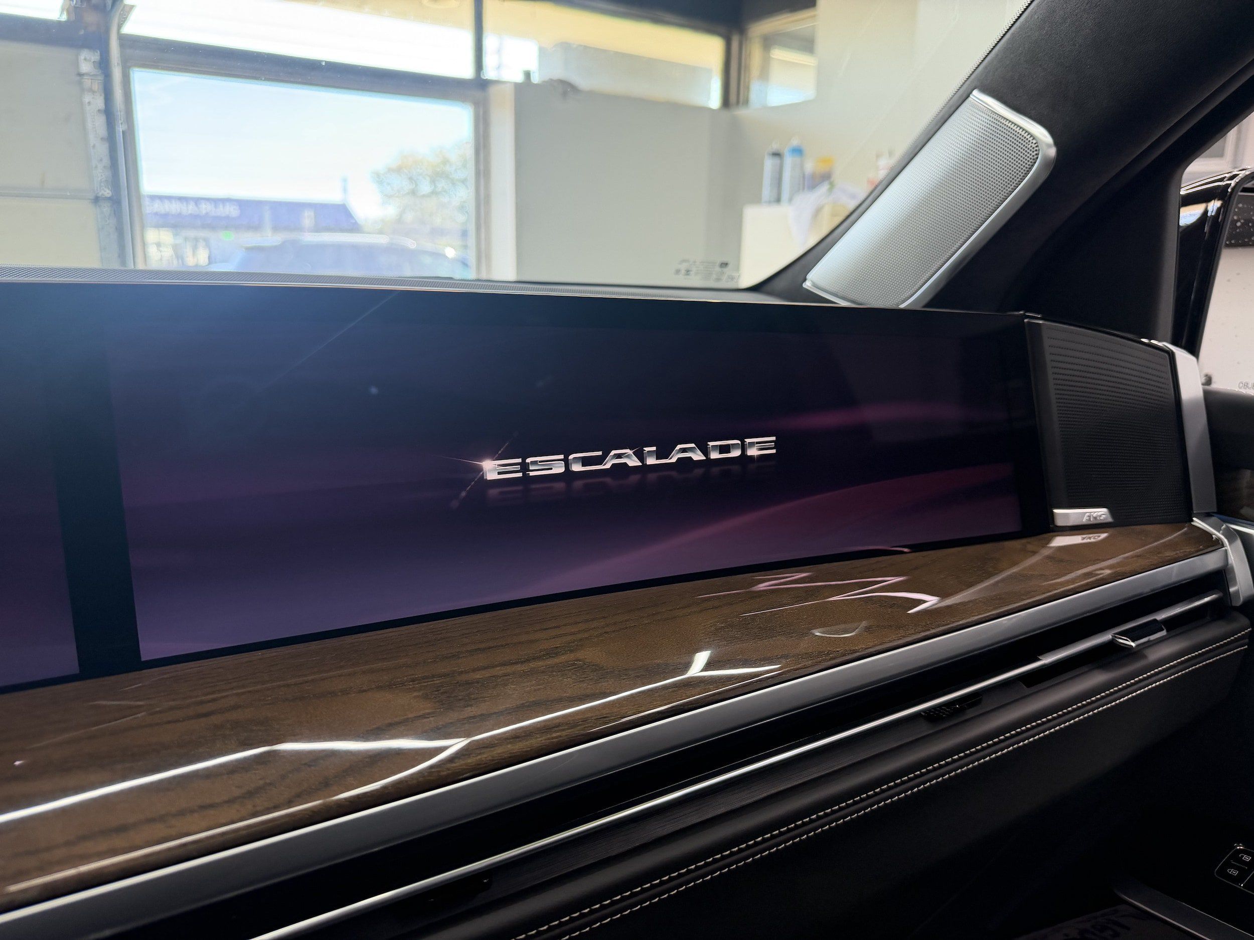 Used 2026 Cadillac Escalade Platinum Sport AWD/4WD image 23
