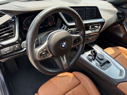 Certified 2023 BMW Z4 sDrive30i w/ Premium Package RWD image 4