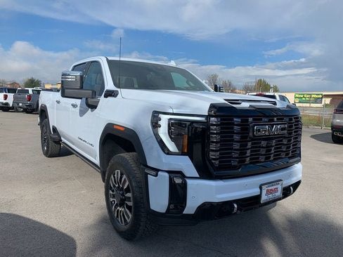 New 2026 GMC Sierra 2500 Denali Ultimate image 4