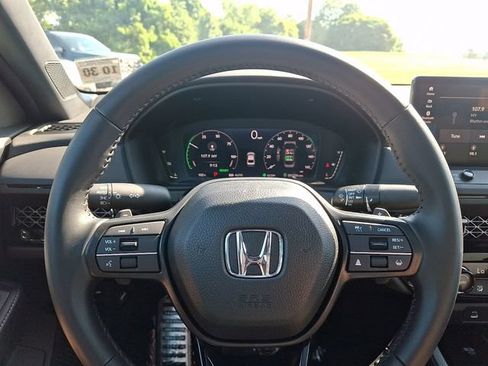 Certified 2025 Honda Accord Sport image 19