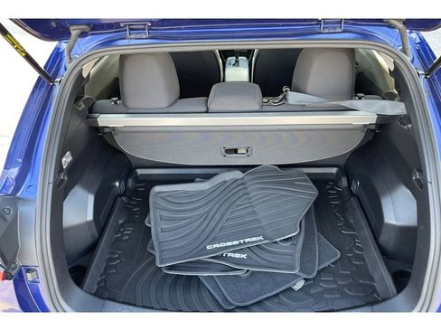 Certified 2025 Subaru Crosstrek 2.0i Premium image 17