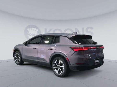 New 2026 Chevrolet Equinox EV LT image 8