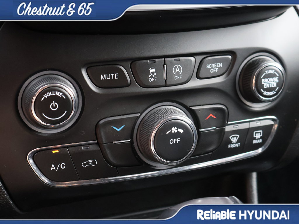 Used 2021 Jeep Cherokee Latitude Lux AWD/4WD image 35