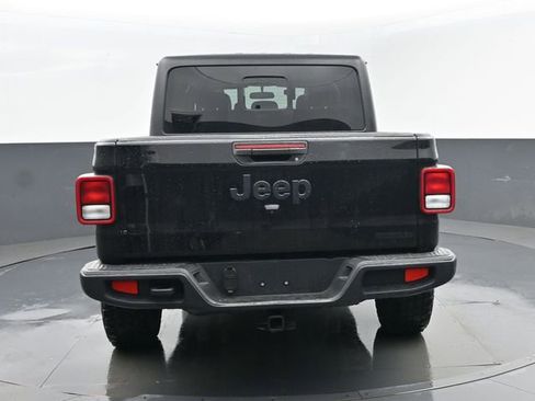 Used 2019 Toyota Tacoma TRD Sport AWD/4WD image 19