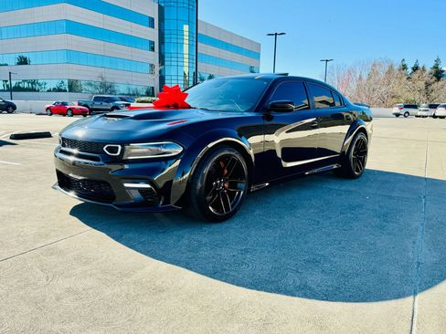 Used 2022 Dodge Charger Scat Pack RWD image 7