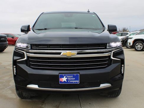 Used 2023 Chevrolet Tahoe LT w/ Luxury Package AWD/4WD image 3