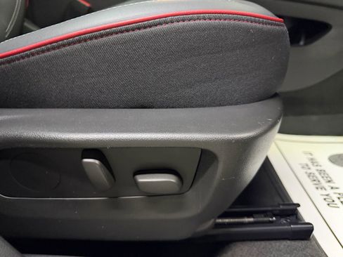 Used 2023 Buick Envision Essence w/ Sport Touring Package image 39