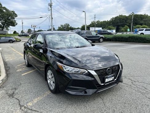 Certified 2023 Nissan Sentra S FWD image 2