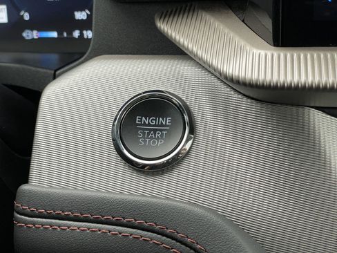 Used 2025 Ford Explorer Active w/ Active Comfort Package AWD/4WD image 23