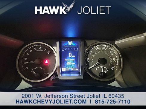 Used 2020 Toyota Tacoma Limited AWD/4WD image 17