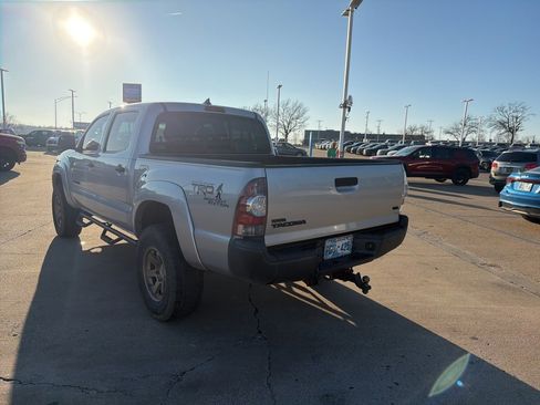 Used 2012 Toyota Tacoma 4x4 Double Cab image 7