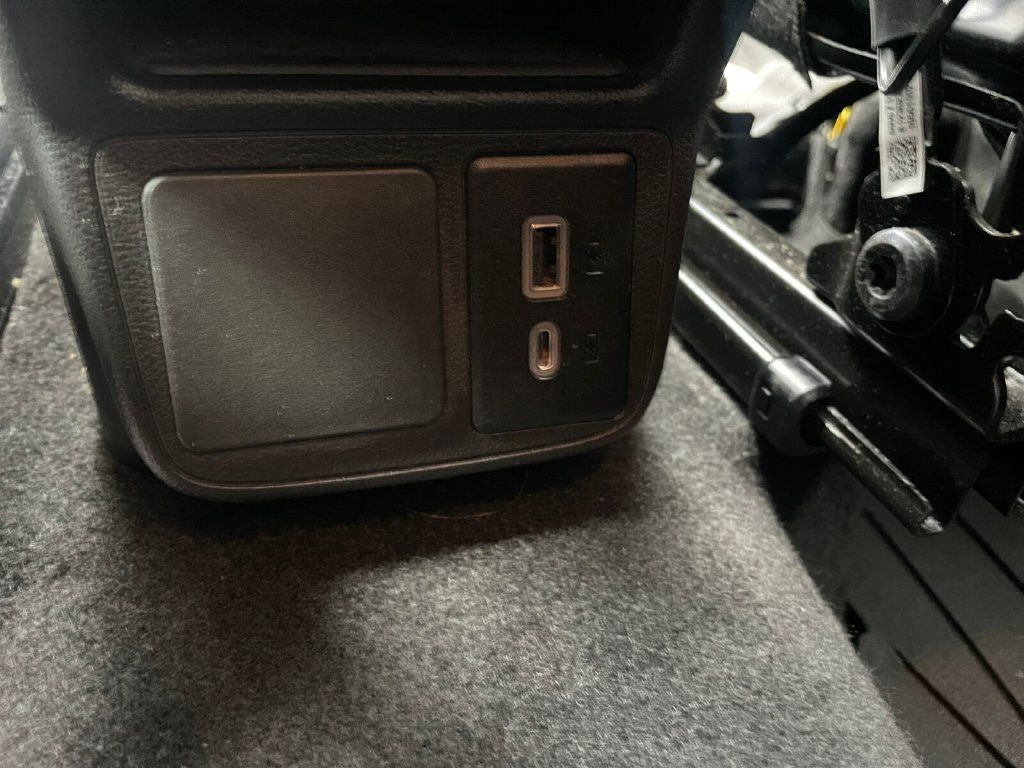 Used 2023 Buick Encore GX Preferred w/ Cold Weather Comfort Package AWD/4WD image 32