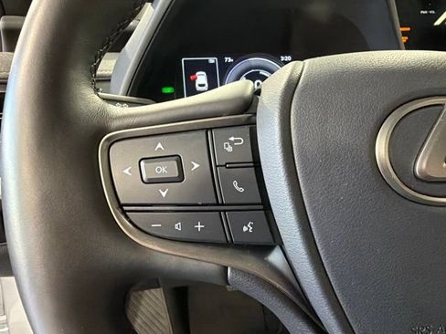 Used 2024 Lexus UX 250h FWD w/ Premium Package image 15