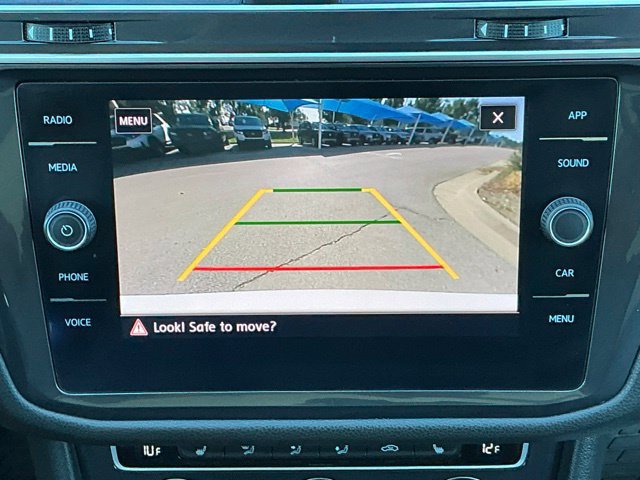 Used 2020 Volkswagen Tiguan SE w/ Panoramic Sunroof Package AWD/4WD image 15