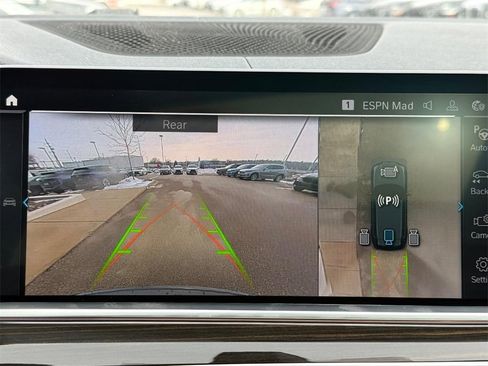 Used 2023 BMW X5 xDrive45e image 21