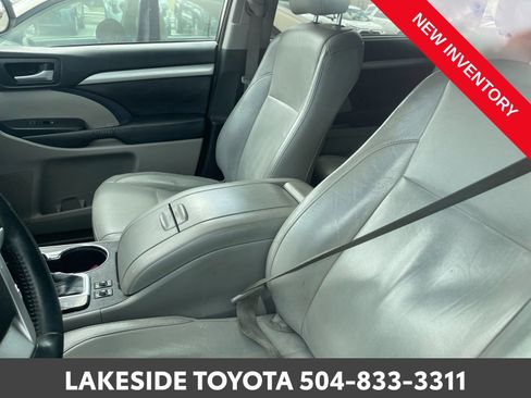 Used 2016 Toyota Highlander XLE image 8