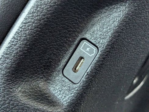 Used 2023 Kia Telluride S FWD image 20