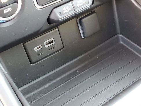 Certified 2023 GMC Yukon SLE image 23