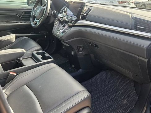 Used 2024 Honda Odyssey EX-L image 10