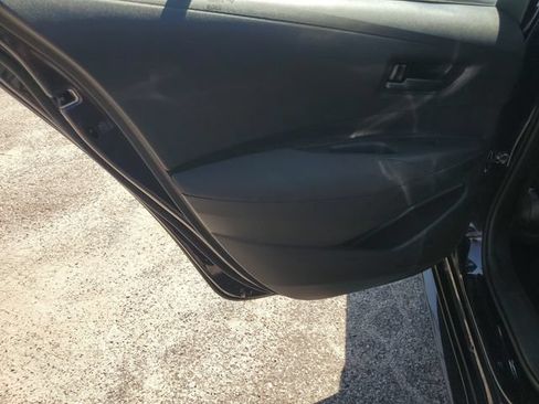 Used 2022 Toyota Corolla LE FWD image 23