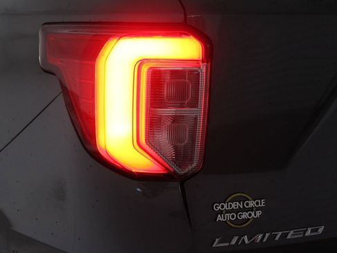 Used 2023 Ford Explorer Limited image 54