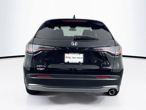 Used 2024 Honda HR-V Sport image 11