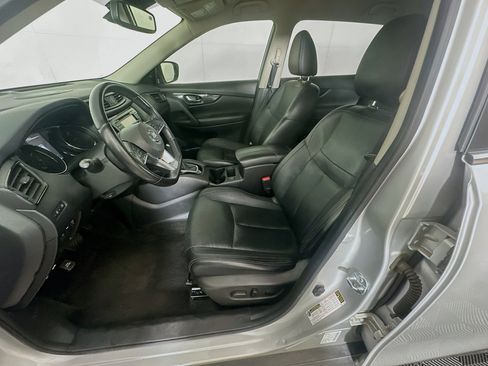 Used 2017 Nissan Rogue SL image 13