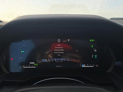 Used 2023 Jeep Grand Cherokee 4WD 4xe w/ Luxury Tech Group II image 11