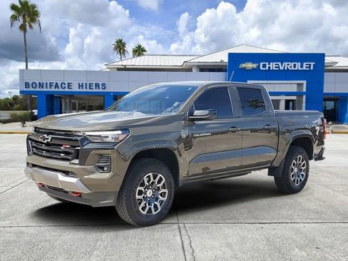 Used 2024 Chevrolet Colorado Z71 w/ Z71 Convenience Package 2 image 2