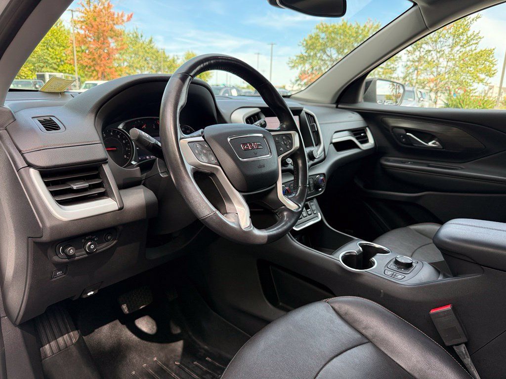 Used 2020 GMC Terrain SLT w/ Preferred Package AWD/4WD image 9