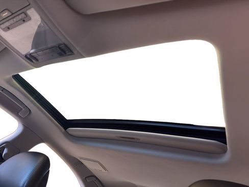 Used 2011 Lexus LS 460 AWD w/ Comfort Pkg image 15