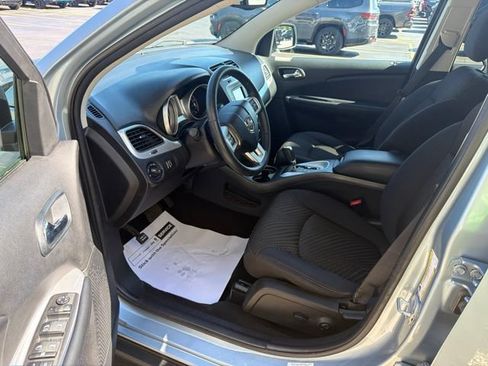 Used 2013 Dodge Journey SXT w/ Flexible Seating Group FWD image 19