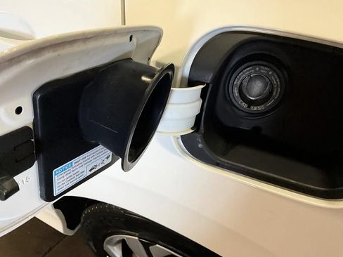 Used 2018 Honda Civic LX image 15