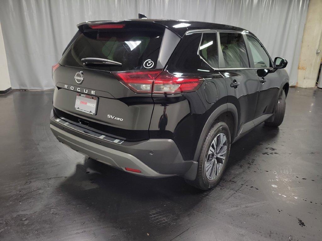 Used 2023 Nissan Rogue SV AWD/4WD image 8