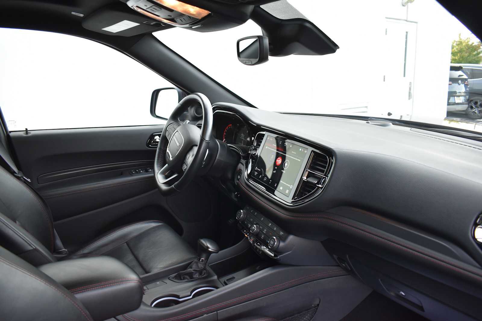 Used 2025 Dodge Durango R/T w/ Blacktop Package AWD/4WD image 14