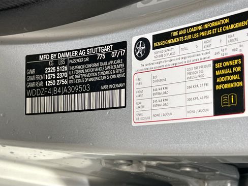 Used 2018 Mercedes-Benz E 300 image 32