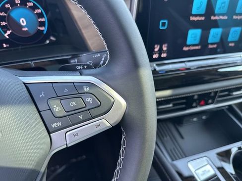 New 2026 Volkswagen Atlas SE image 21