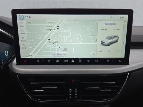 Used 2023 Ford Escape Platinum image 18