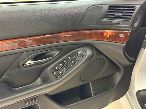 Used 2000 BMW 540i Sedan image 51