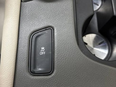Used 2018 Cadillac XT5 Luxury w/ Driver Awareness Package FWD image 34